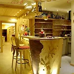 Hotell Cesa Padon 3*