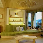 Hotell Cesa Padon 3*