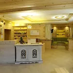Hotell Cesa Padon