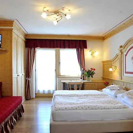 Cesa Padon Hotel 3*