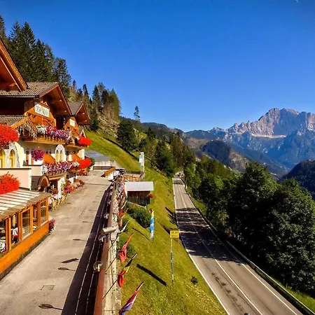 Cesa Padon 3* Arabba